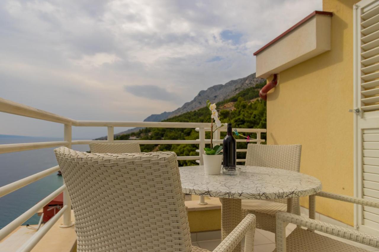 Luxury Apartments Villa Ruzmarina With New Heated Infinity Pool And Lounge Area Marusici  외부 사진