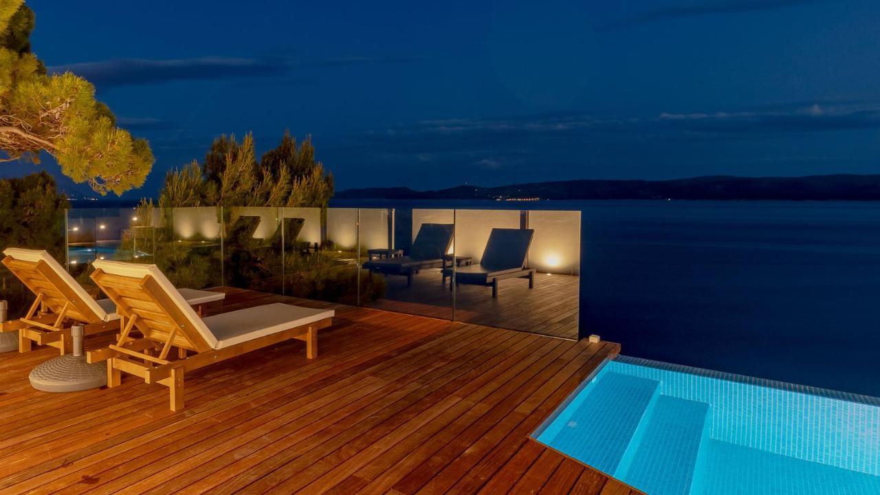 Luxury Apartments Villa Ruzmarina With New Heated Infinity Pool And Lounge Area Marusici  외부 사진