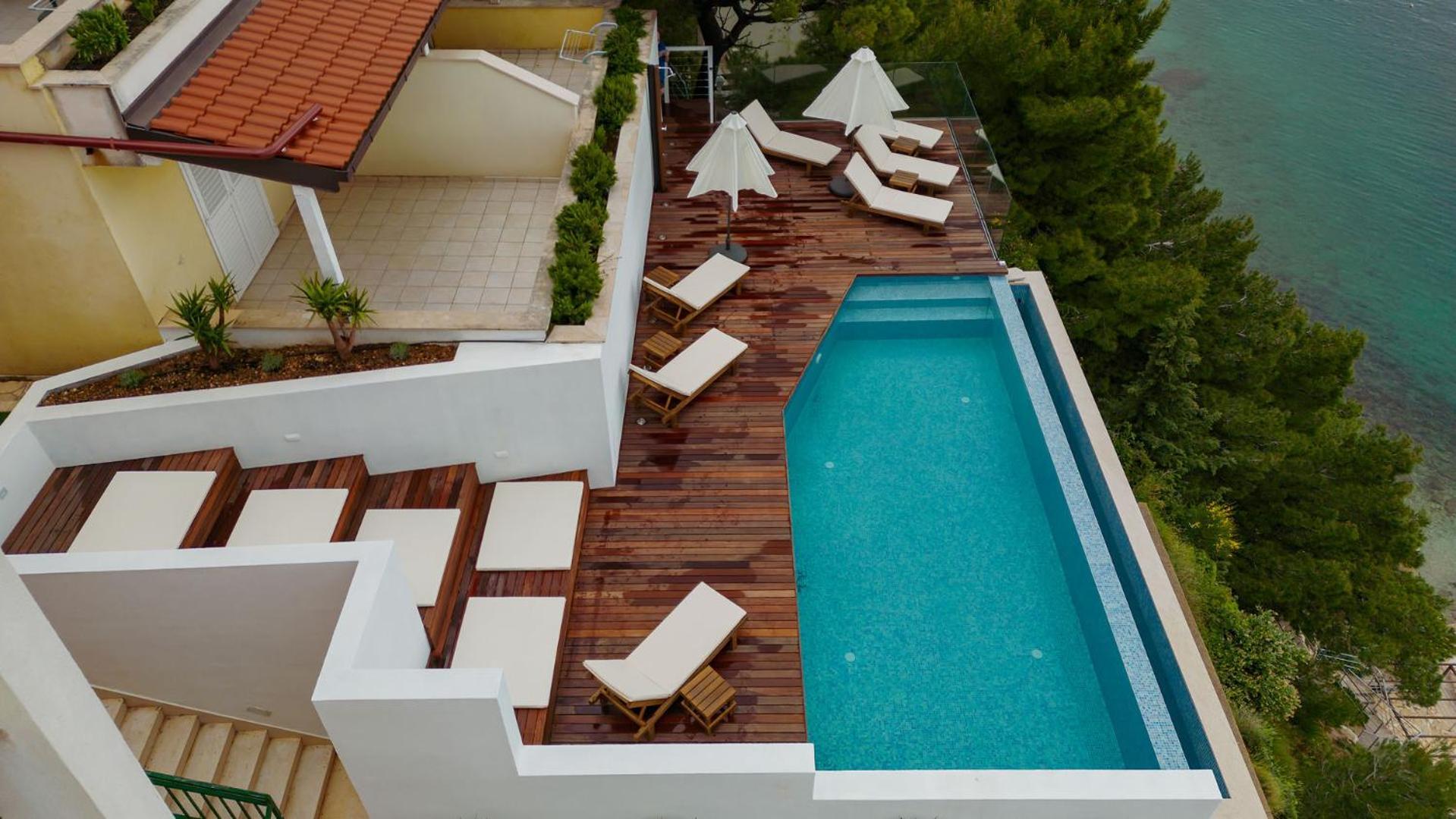 Luxury Apartments Villa Ruzmarina With New Heated Infinity Pool And Lounge Area Marusici  외부 사진